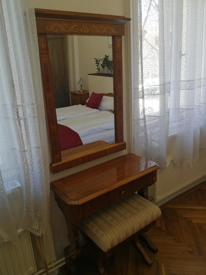 Tulipanvendeghaz Hotel Keszthely Eksteriør billede